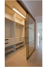 Линейная гардеробная комната с дверями купе Караганда